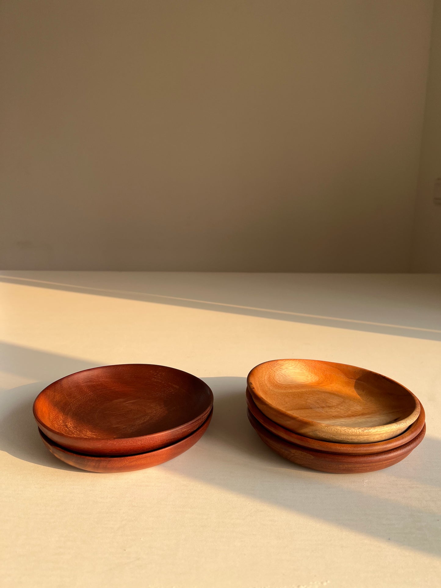 Small Wooden Plates (4PCS)