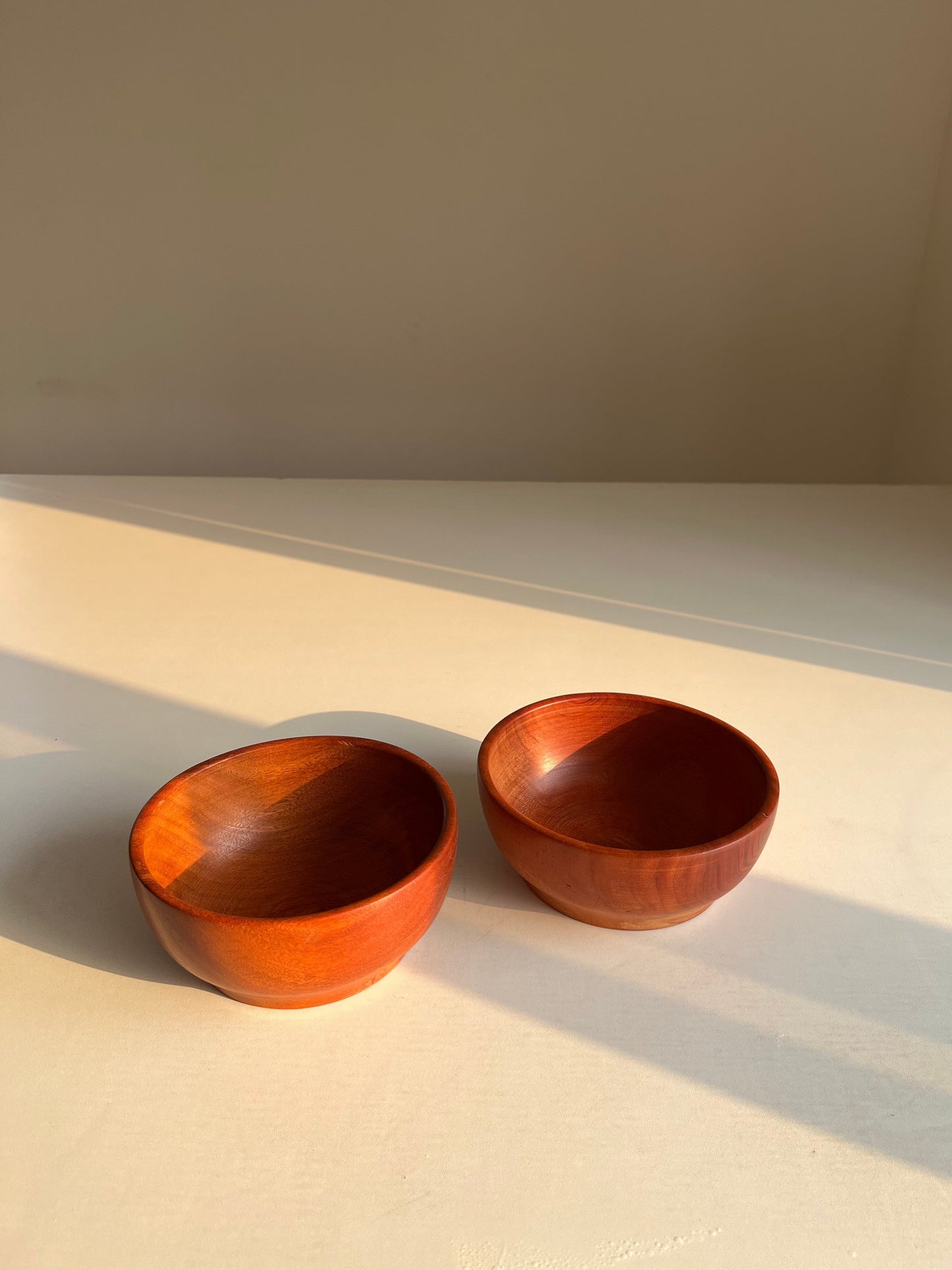 Medium Wooden Bowls (4pcs)