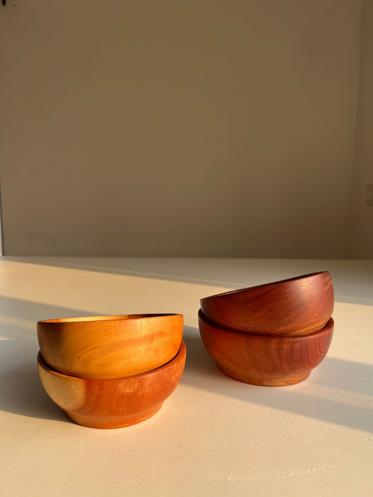 Medium Wooden Bowls (4pcs)