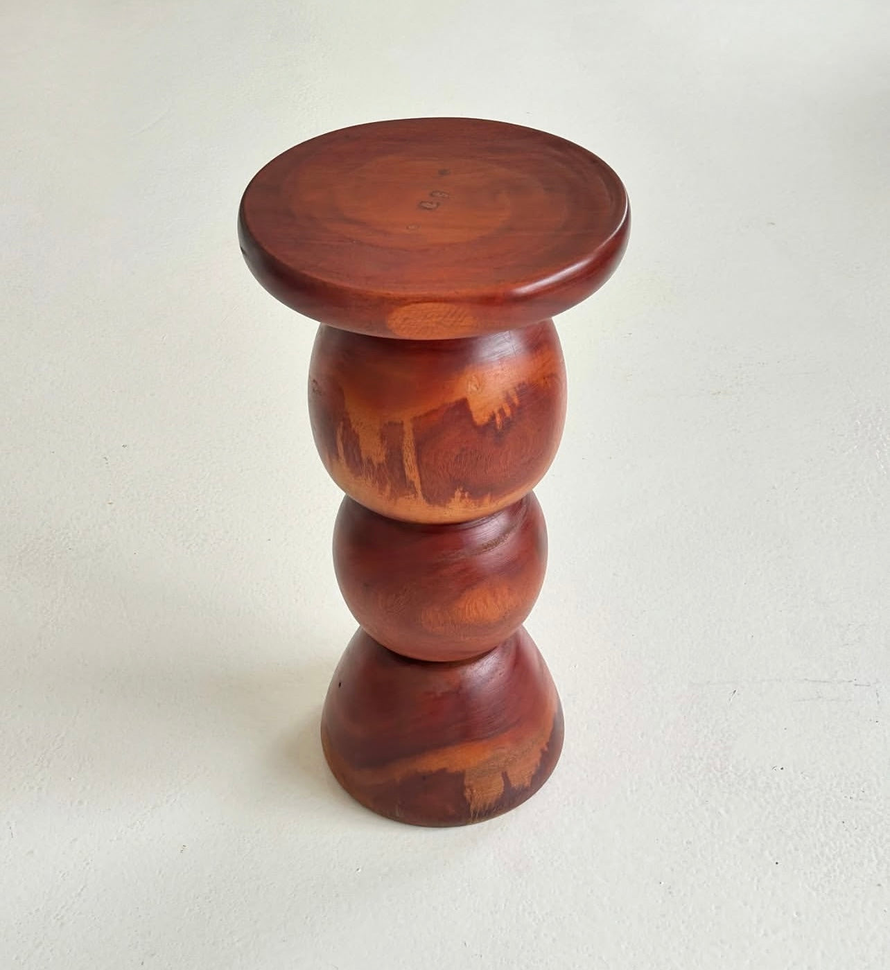 Ruby Stool