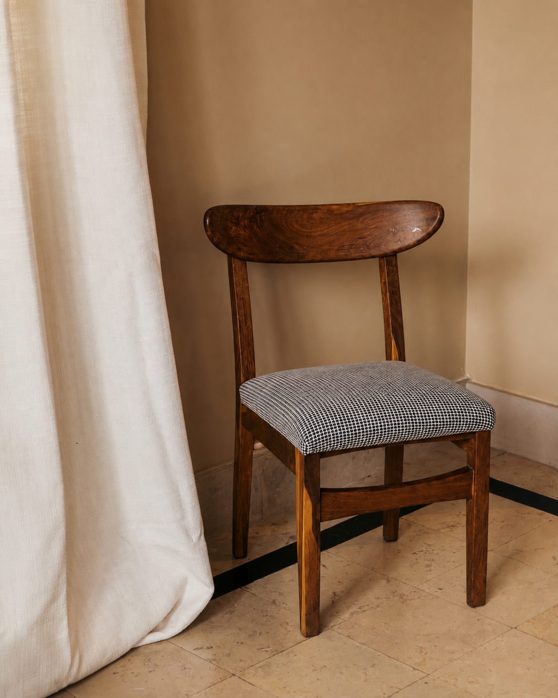 Umber Chair