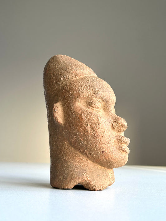 Eleyi Bronze Head