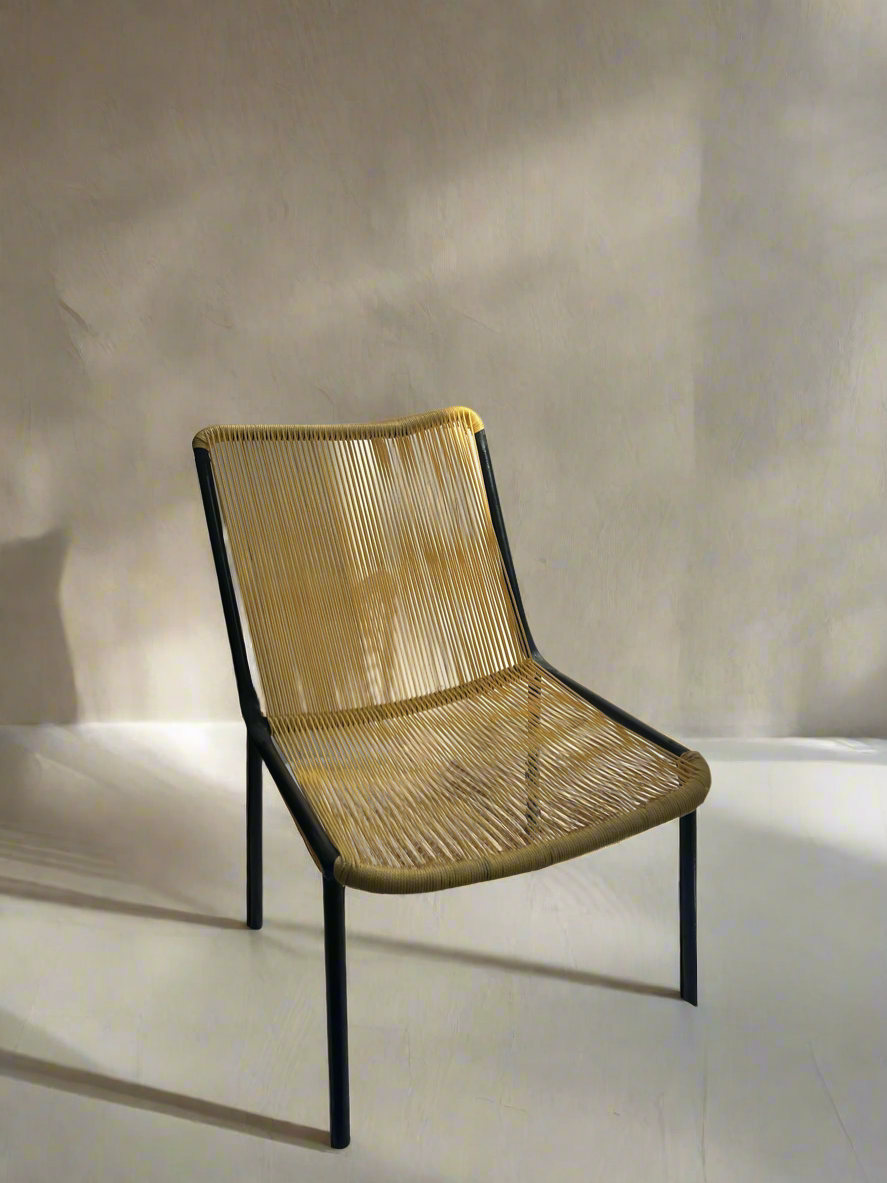 Namó Chair