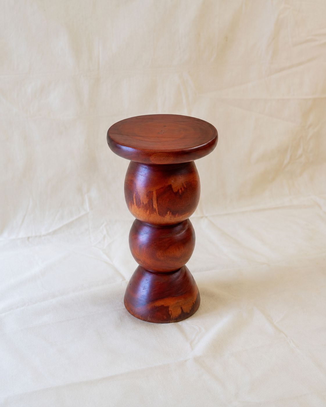 Ruby Stool