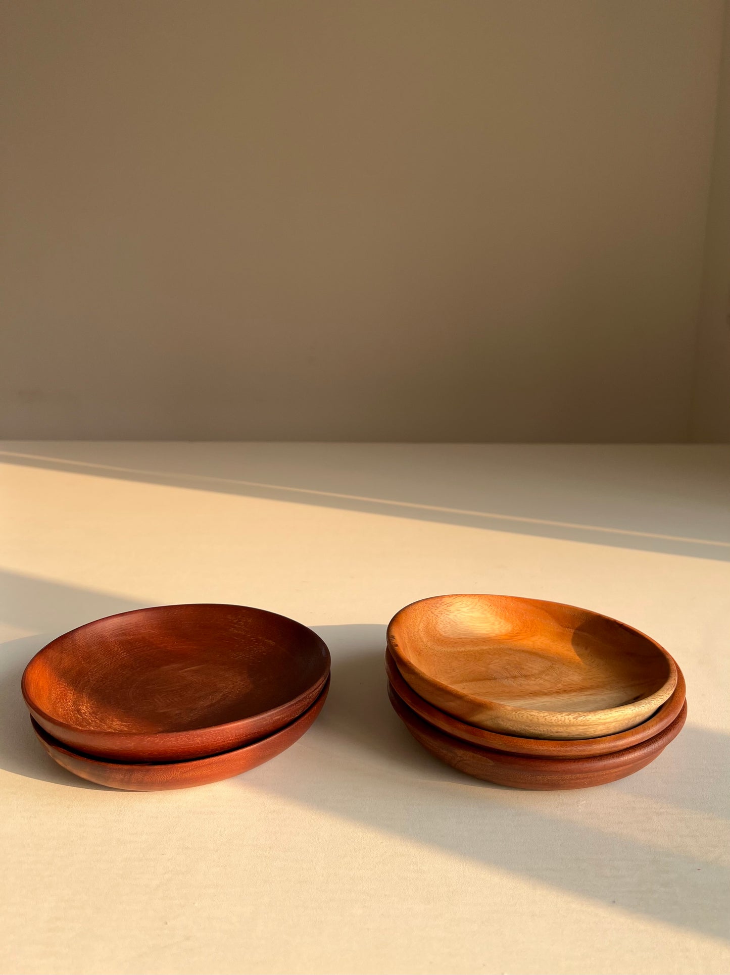 Small Wooden Plates (4PCS)