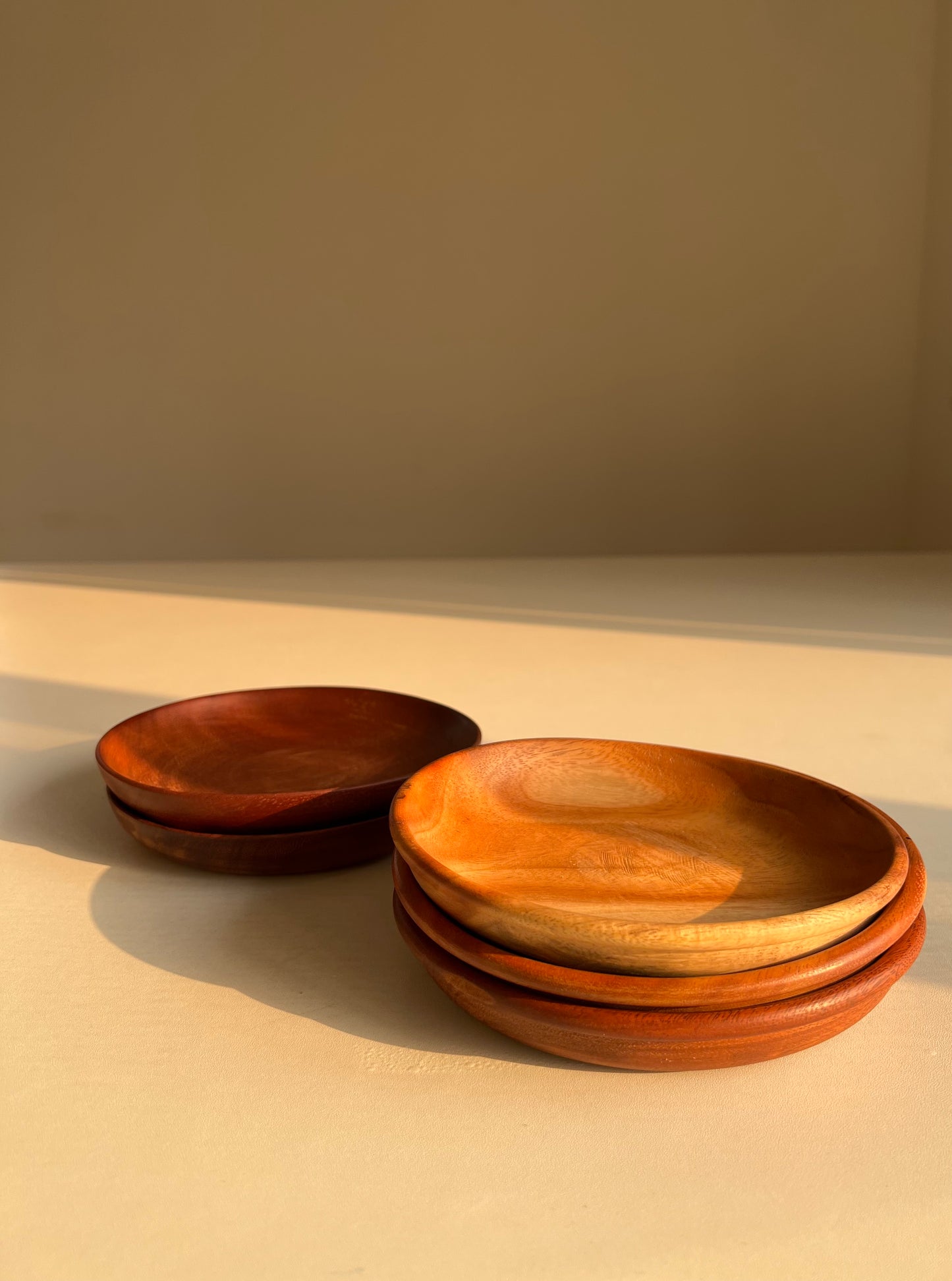 Small Wooden Plates (4PCS)